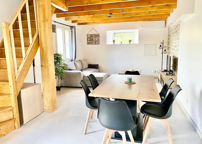 La Conciergerie 05 - Gite De La Cooperative - Superbe Maison A L Epine - Wifi - 4 A 6 Personne